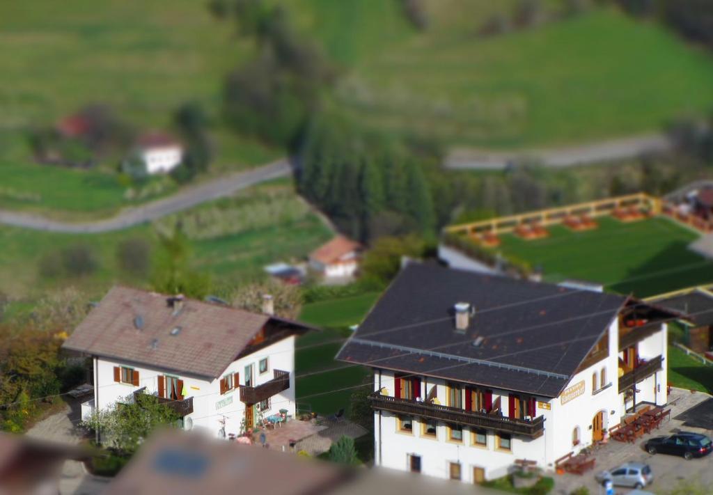 Pension Apartments Klotznerhof Schenna Exteriör bild